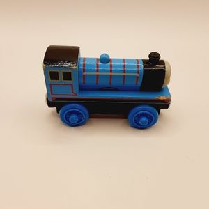 VINTAGE Thomas the Tank Engine- 2003 Wooden Railway, EDWARD - Used.